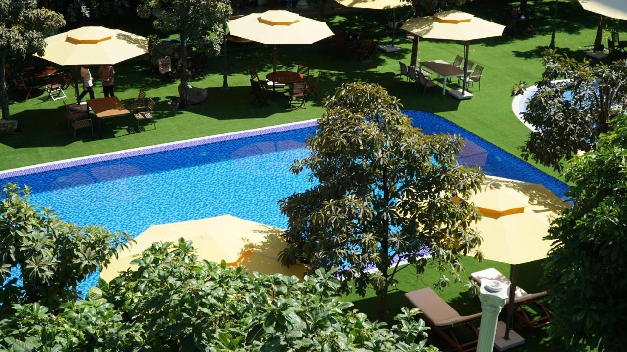 โตกี ไซ่ง่อน รีสอร์ต แอนด์ สปา Hotel Thuan An ภายนอก รูปภาพ