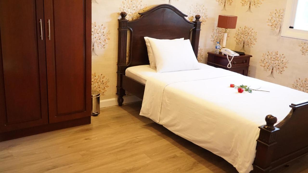 โตกี ไซ่ง่อน รีสอร์ต แอนด์ สปา Hotel Thuan An ภายนอก รูปภาพ