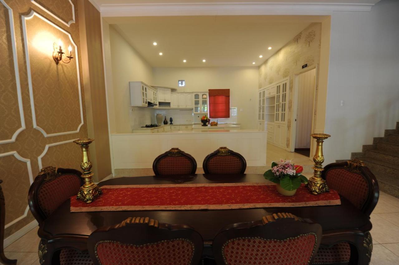 โตกี ไซ่ง่อน รีสอร์ต แอนด์ สปา Hotel Thuan An ภายนอก รูปภาพ