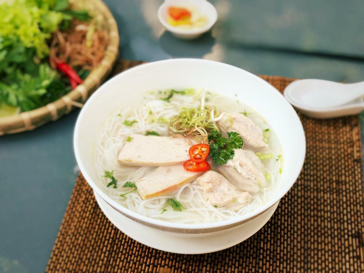 โตกี ไซ่ง่อน รีสอร์ต แอนด์ สปา Hotel Thuan An ภายนอก รูปภาพ